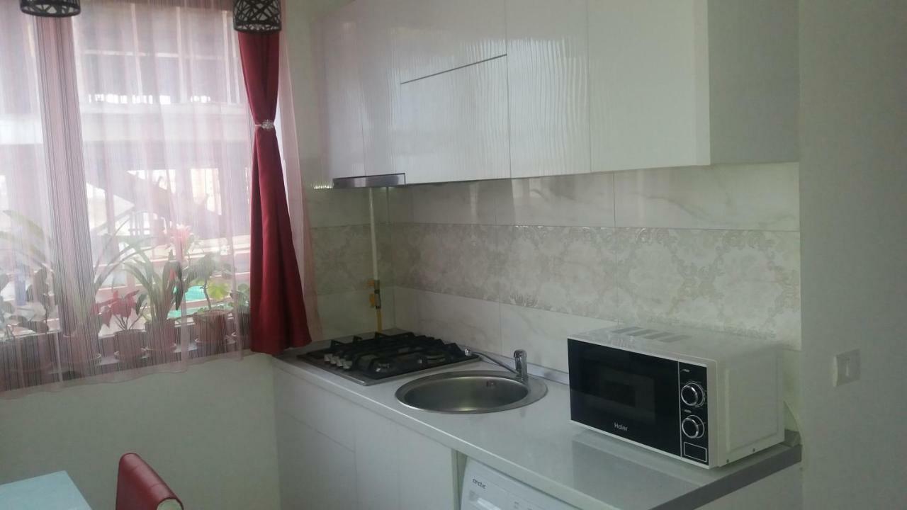 Apartament One Kazeboo นาโวดาริ ภายนอก รูปภาพ