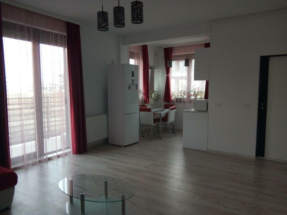 Apartament One Kazeboo นาโวดาริ ภายนอก รูปภาพ