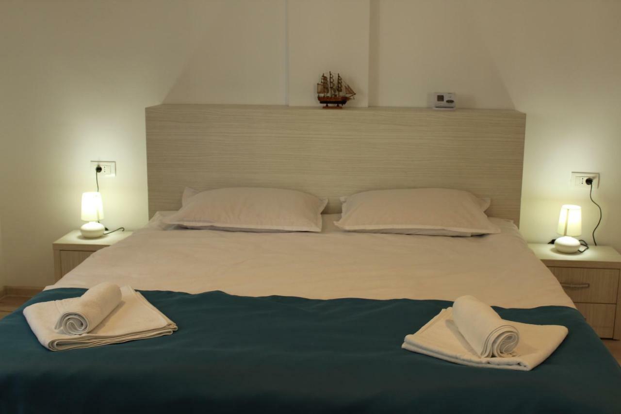 Apartament One Kazeboo นาโวดาริ ภายนอก รูปภาพ